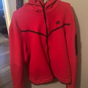 Nike Tec Hoodie slightly use still have its brightness